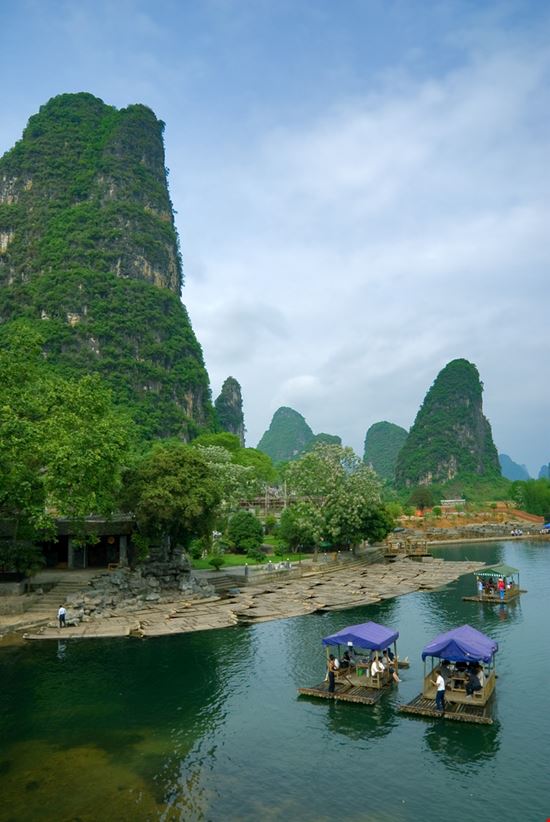 Guilin Guilin Mikhail Nekrasov - Shutterstock.com 