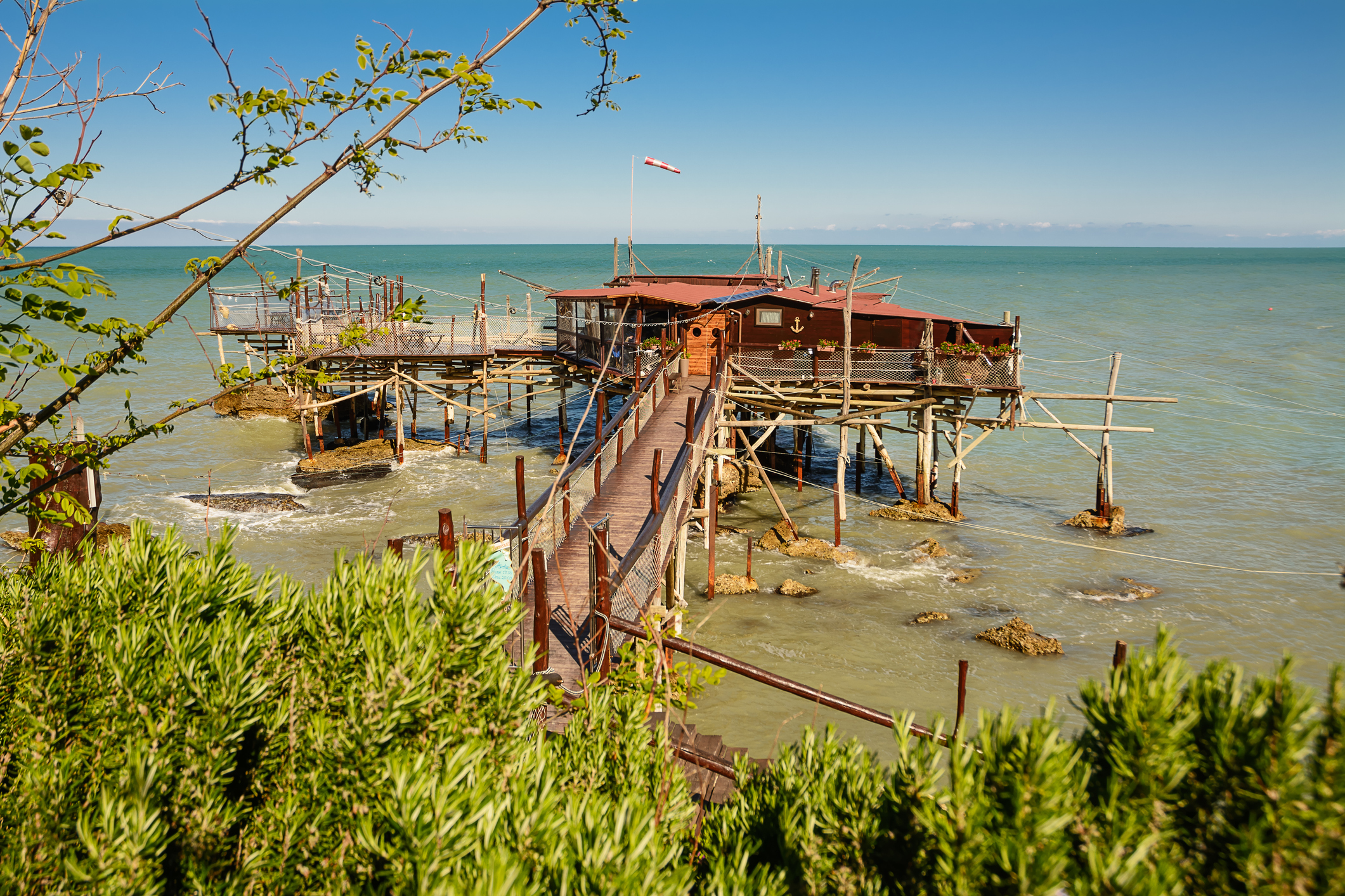 Vacanze al mare in Abruzzo, tra luoghi top e perle inedite e attività