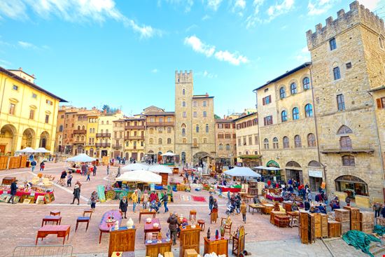 Giostra del Saracino Giostra del Saracino arkanto / Shutterstock.com 