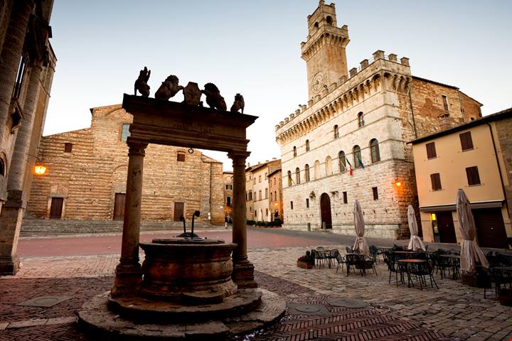 Il borgo a forma di S è uno dei più belli e famosi per un weekend d'autunno in Toscana