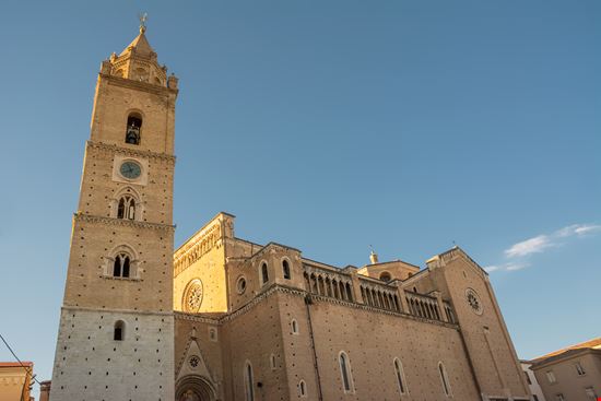 Cattedrale di San Giustino Cattedrale di San Giustino Angelo D'Amico - Shutterstock.com 
