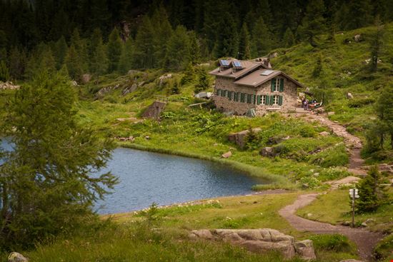 Laghetti di Colbricon Laghetti di Colbricon robertonencini - Shutterstock.com 
