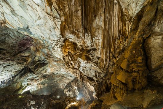 Vicoforte Grotte di Bossea Michele Vacchiano / Shutterstock.com 