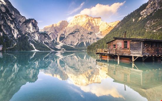 Lago di Braies Lago di Braies Stefano Termanini - Shutterstock.com 