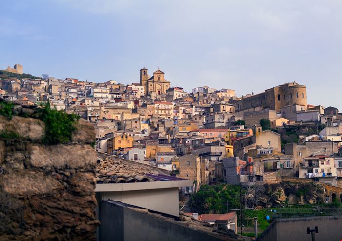Agira