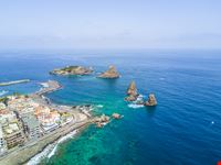 Aci Trezza