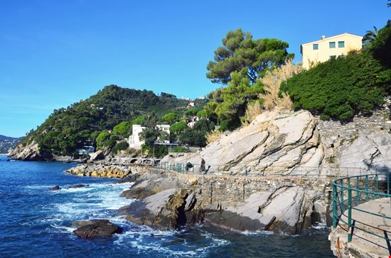 Passeggiata Passeggiata maudanros - Shutterstock.com 