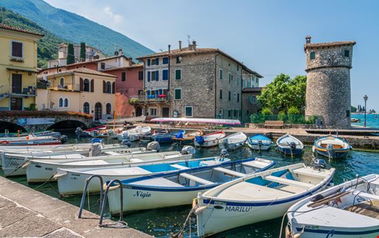 Museo del Lago di Cassone Museo del Lago di Cassone Stefano_Valeri / Shutterstock.com 