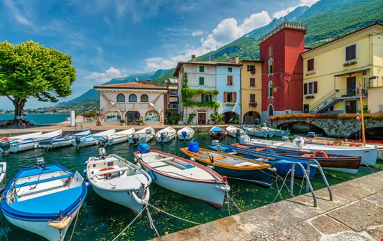 Museo del Lago di Cassone Museo del Lago di Cassone Stefano_Valeri - Shutterstock.com 