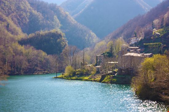 Lago di Isolasanta Lago di Isolasanta alessia penny - Istockphoto.com 