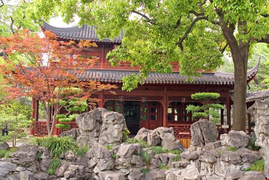Giardini di Yuyuan Giardini di Yuyuan Mikhail Nekrasov - Shutterstock.com 