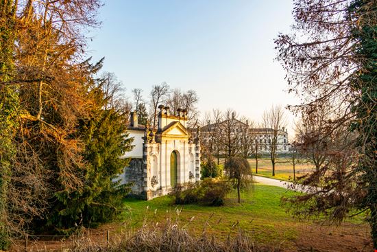 Villa Pisani La Nazionale REDMASON / Shutterstock.com 