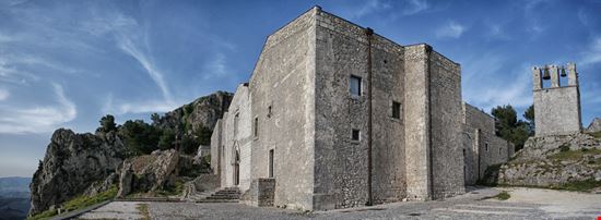 Caltabellotta Cattedrale Giuseppe Parinisi - Shutterstock.com 
