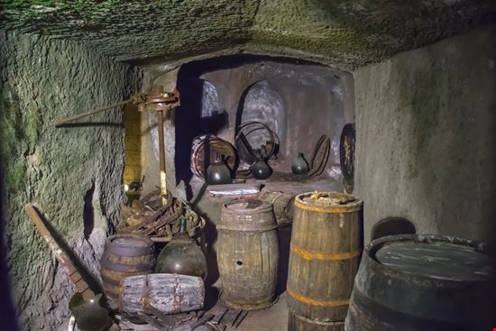 Orvieto Underground Orvieto leonardo conti / Shutterstock.com 