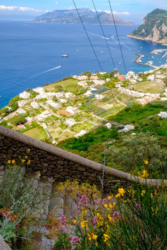 Anacapri Scala Fenicia EugeniaSt - Shutterstock.com 