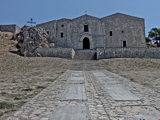 Caltabellotta Caltabellotta yogidan - Istockphoto.com 