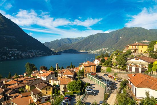 Torno Torno S-F - Shutterstock.com 