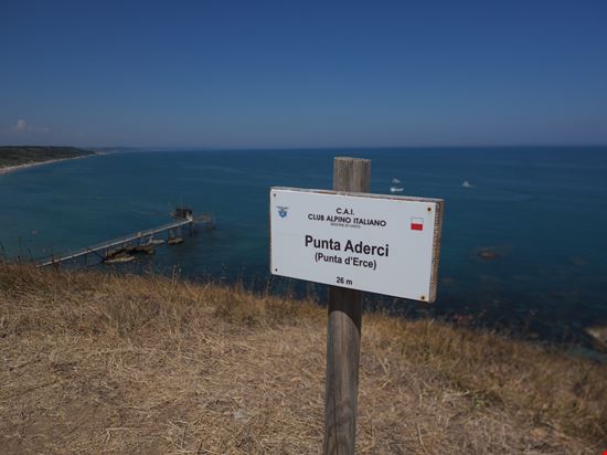 Vasto Punta Aderci Mirko Macari / Shutterstock.com 