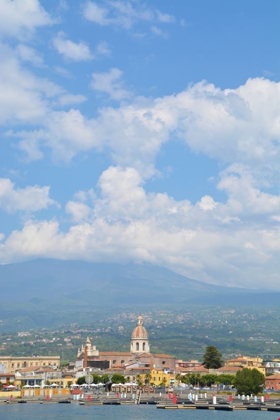 Riposto Riposto Styve Reineck - Shutterstock.com 
