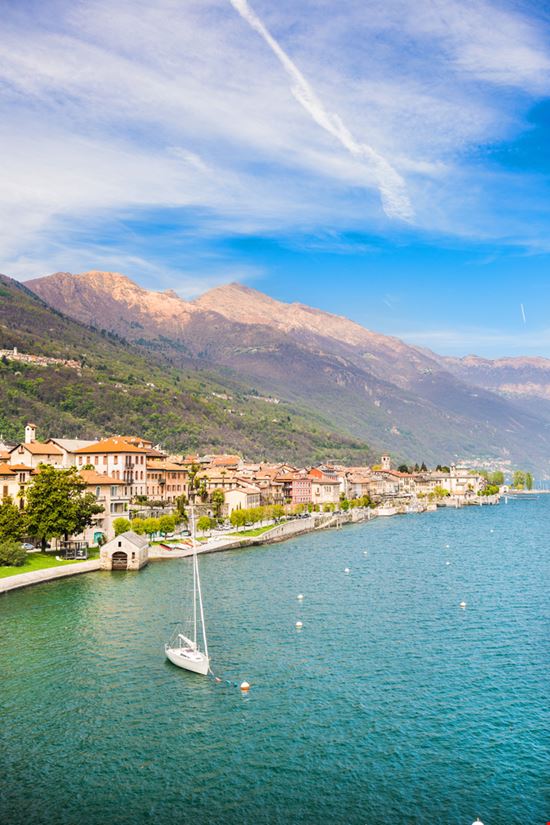 Cannobio Cannobio elitravo - Shutterstock.com 