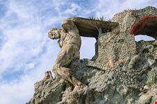 La statua del Gigante