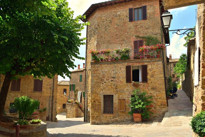Monticchiello - Monticchiello - Simona Bottone - Shutterstock.com