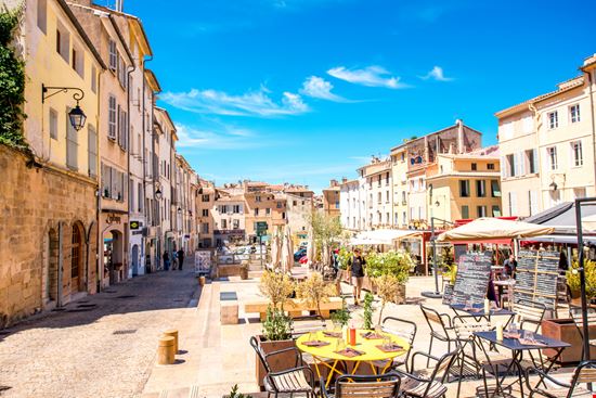 Aix en Provence Aix en Provence RossHelen - Istockphoto.com 