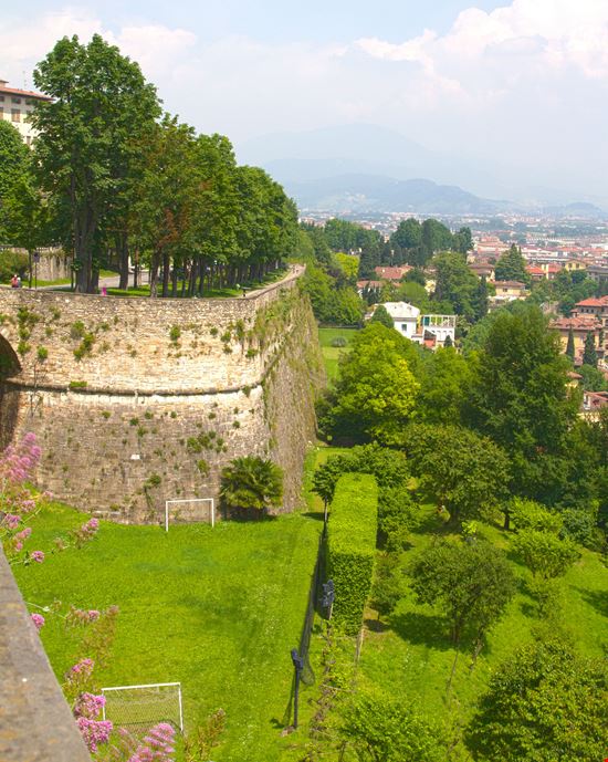 Bergamo Mura Venete stock.adobe.com 