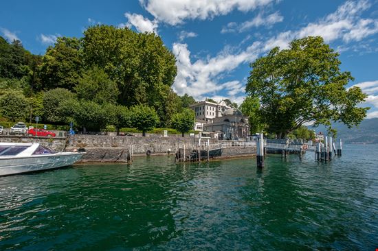 Villa Carlotta La villa sul lago di Como stock.adobe.com 
