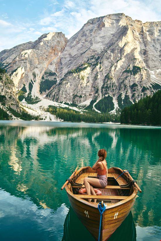 Lago di Braies Lago di Braies Renzo79 - Istockphoto.com 