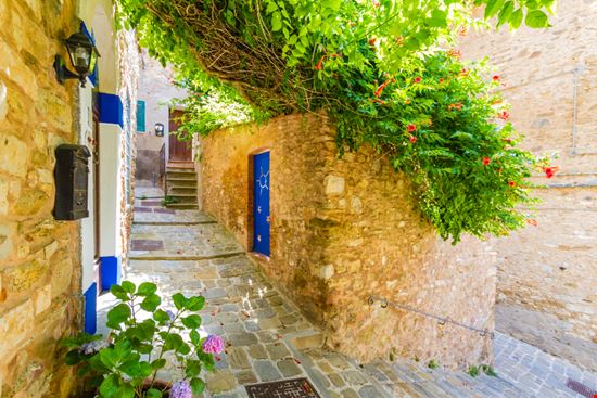 Campiglia Marittima Il Centro Storico Shutterstock.com 