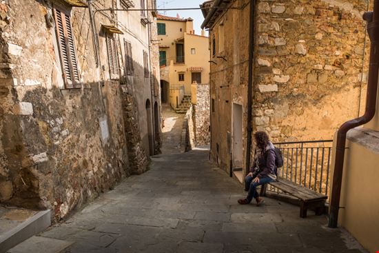 Campiglia Marittima Il Centro Storico robertonencini / Shutterstock.com 
