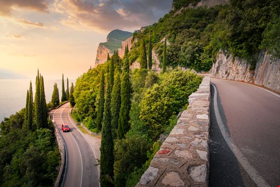 Tremosine Strada della Forra Shutterstock.com 