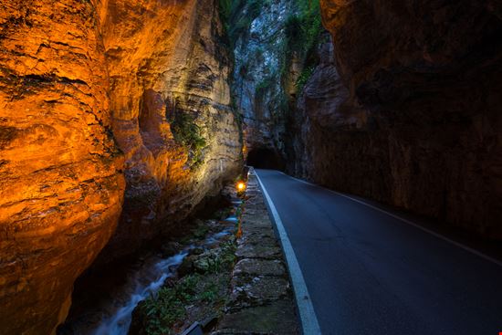 Tremosine Strada della Forra Shutterstock.com 
