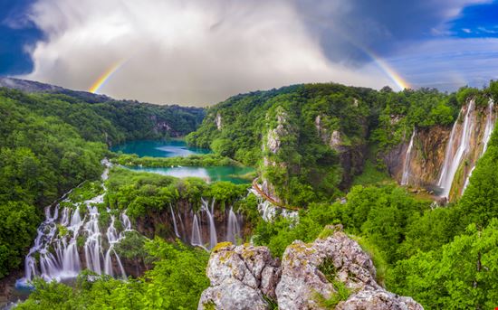Plitvice National Park Il parco delle cascate nel cuore della Croazia Shutterstock.com 