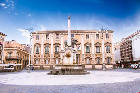 Fontana dell’Elefante Fontana dell’Elefante Aleksandar Todorovic - Shutterstock.com 