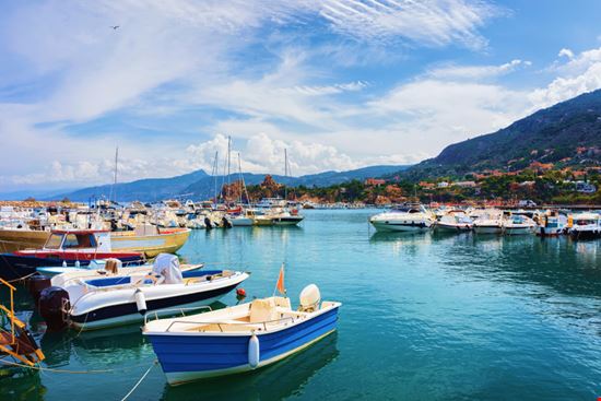 Porticciolo Porticciolo Roman Babakin - Shutterstock.com 