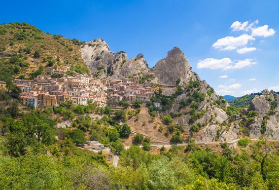 Parco Regionale delle Dolomiti Lucane Parco Regionale delle Dolomiti Lucane ValerioMei - Shutterstock.com 