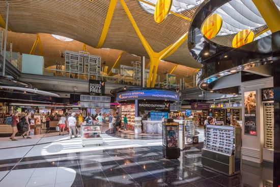 Aeroporto Internazionale di Barajas Aeroporto Internazionale di Barajas Salvador Aznar / Shutterstock.com 