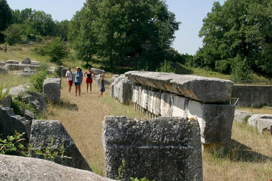 Carsulae Il sito archeologico stefano cellai / Shutterstock.com 