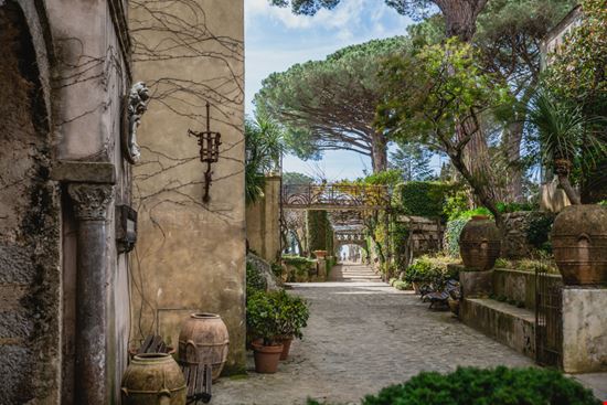 Villa Cimbrone Villa vista mare Olena Kosynska / Shutterstock.com 