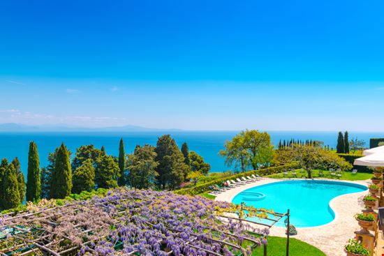 Villa Cimbrone Villa vista mare Maciej Matlak / Shutterstock.com 