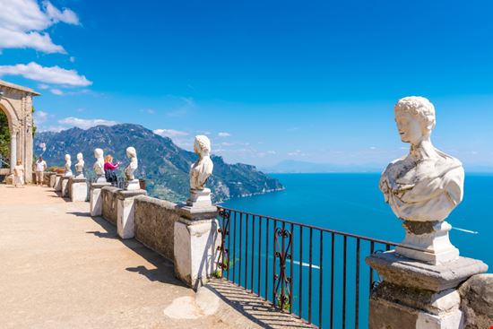 Villa Cimbrone Villa vista mare Maciej Matlak / Shutterstock.com 