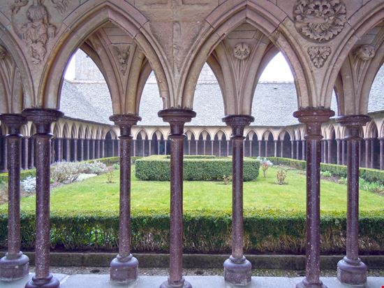 Mont Saint Michel L'Abbazia Ana del Castillo - Shutterstock.com 