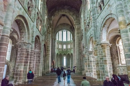 Mont Saint Michel L'Abbazia Takashi Images / Shutterstock.com 