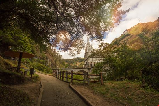 Santuario de Las Lajas Il santuario sospeso della Colombia MarcoRosales 
