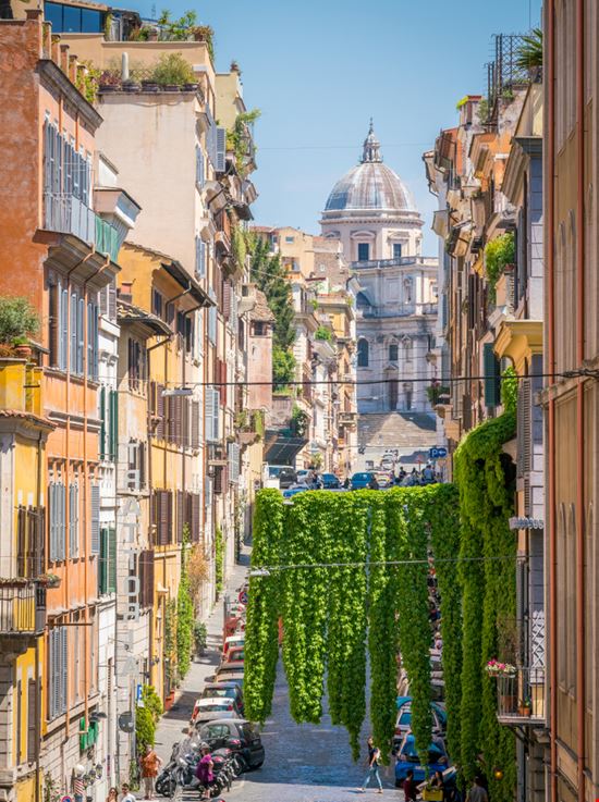 Rione Monti Rione Monti Stefano_Valeri / Shutterstock.com 