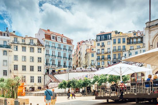 Rossio Rossio Claudio Stocco / Shutterstock.com 