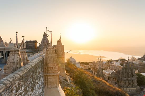 Palitana Palitana Alexander Mazurkevich - Shutterstock.com 
