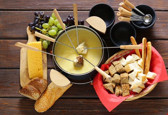 Fonduta Fonduta Dream79 - Shutterstock.com 